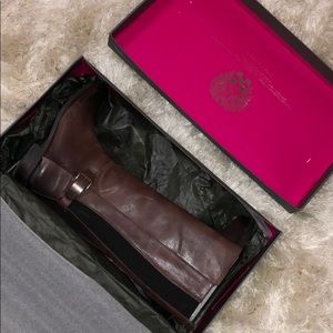 NWOT Vince Camuto boots in brown leather